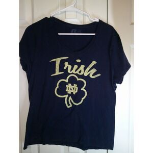 Vintage Russell Notre Dame Fighting Irish Shamrock Logo Graphic TShirt Navy Gold